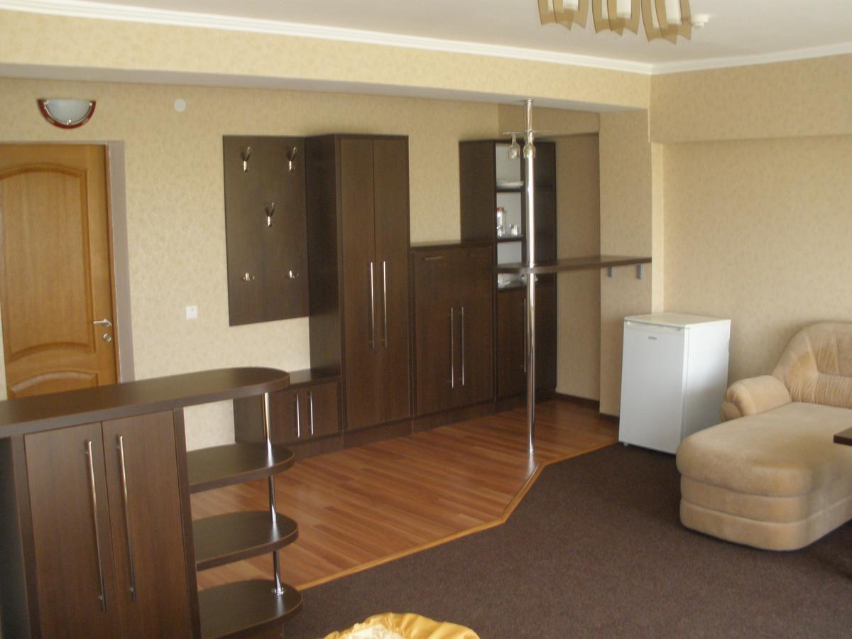Hotel Prietenia Bender Pokoj fotografie
