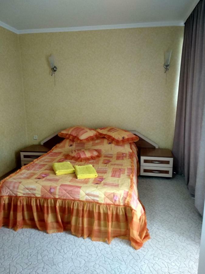 Hotel Prietenia Bender Exteriér fotografie